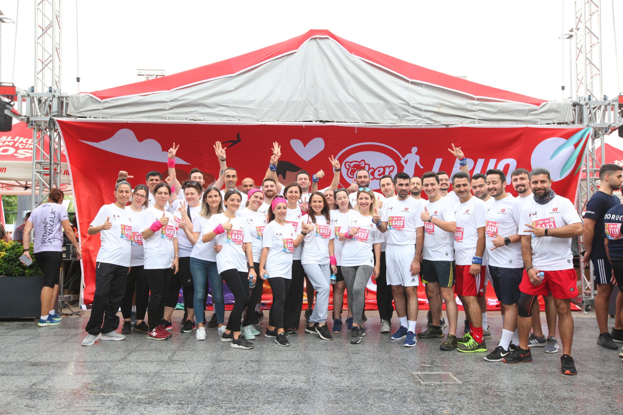 Maysan Mando Eker I Run’da Koruncuklar için koştu, şampiyon oldu
