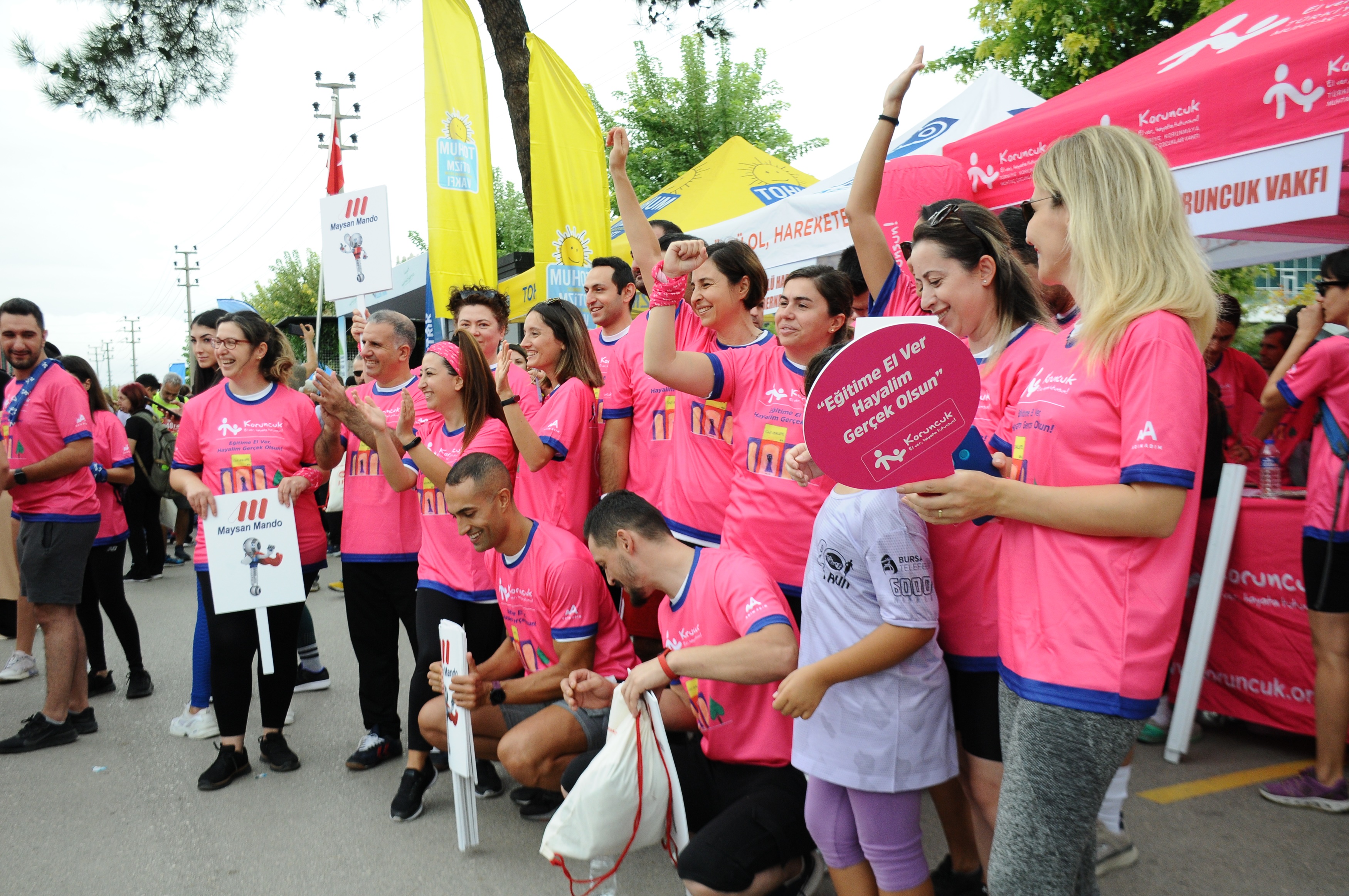 Maysan Mando Eker I Run’da Koruncuklar için koştu, şampiyon oldu