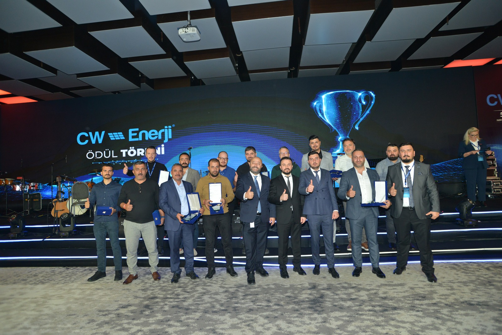 CW Enerji Türkiye’nin dört bir yanında hizmet veren bayilerini ağırladı