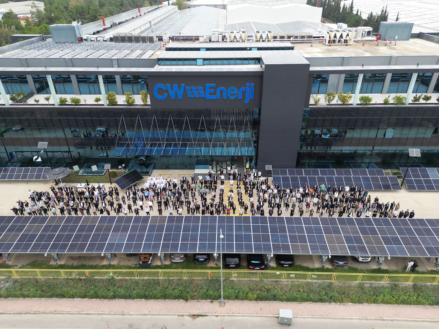 CW Enerji’den görkemli ‘Geleneksel Satış Noktaları Toplantısı’