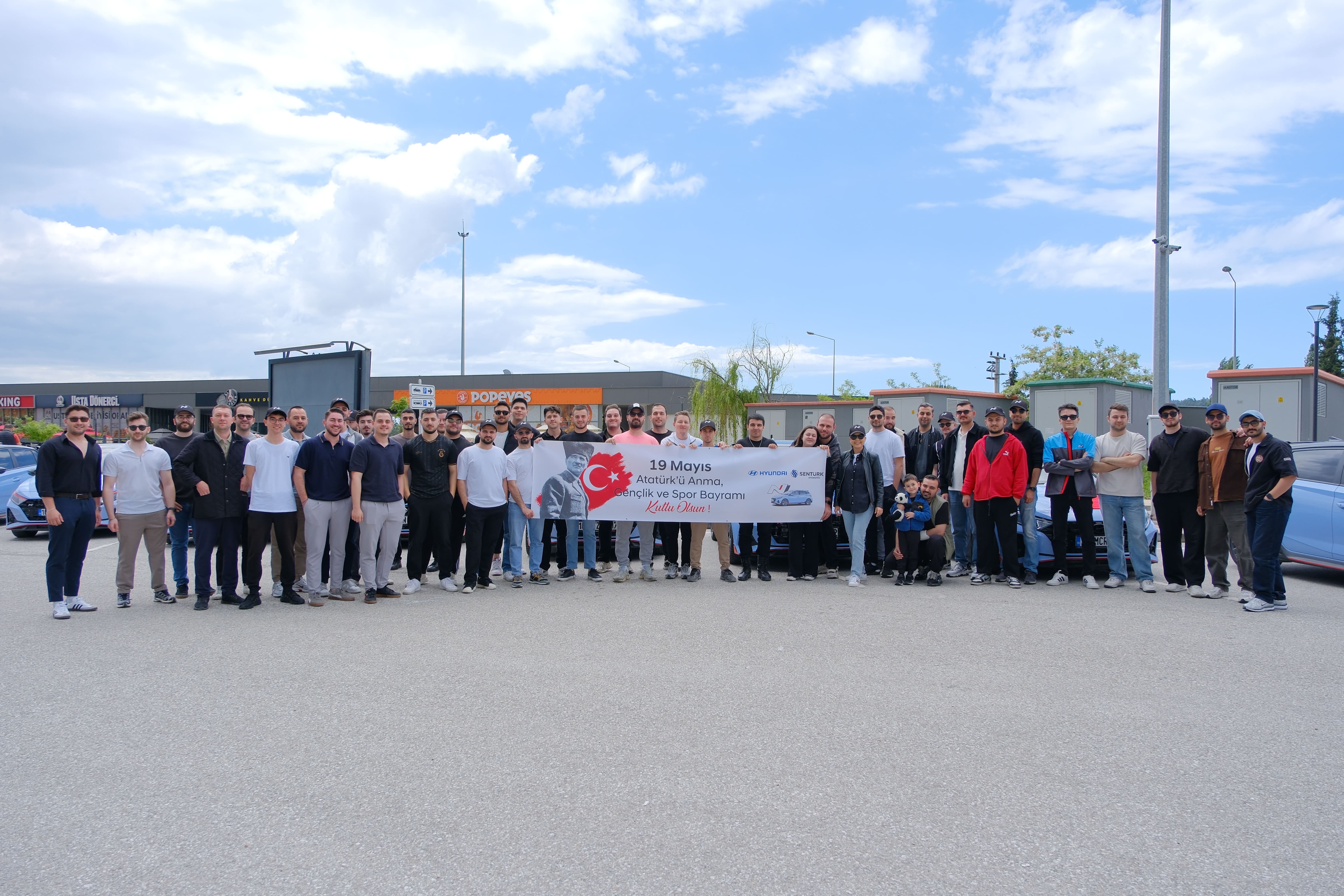 19 Mayıs Coşkusu Hyundai i20 N Tutkunlarıyla Yollara Taştı